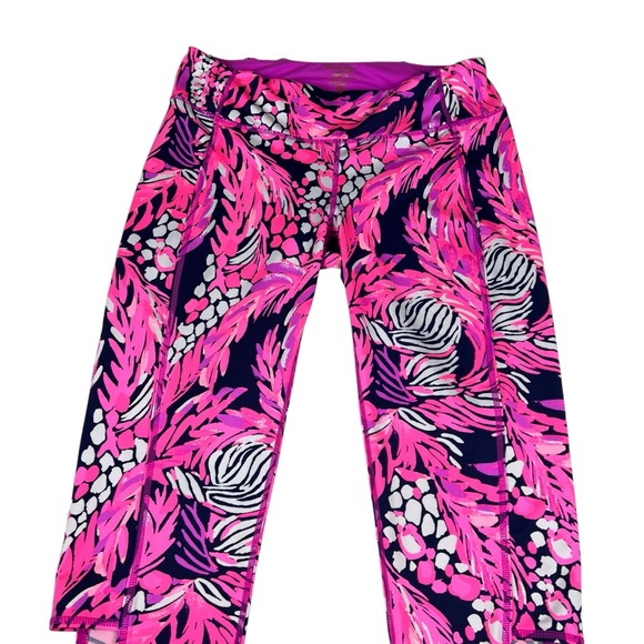 Lilly Pulitzer LUXLETIC Bright Colorful Print Crop Leggings - Picture 4 of 13